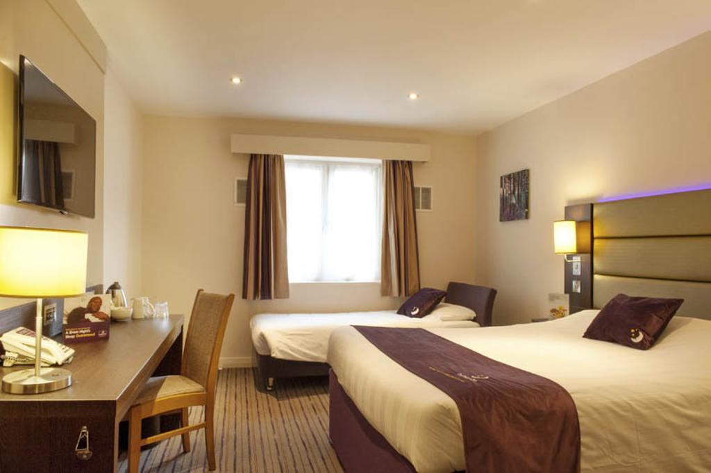 Premier Inn London Brentford Quarto foto