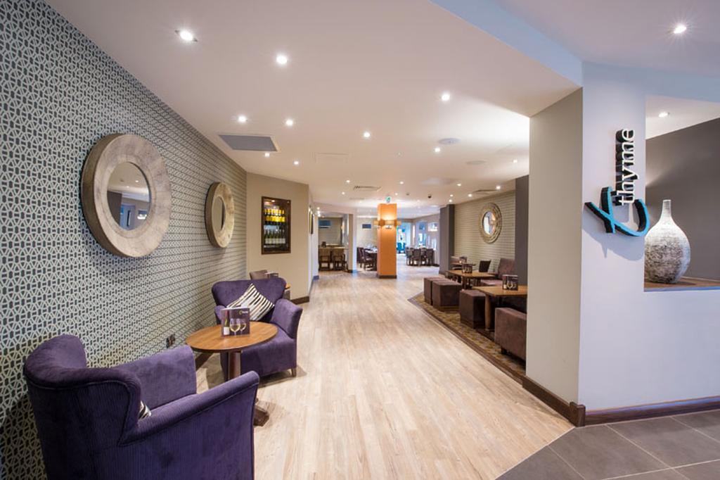 Premier Inn London Brentford Exterior foto